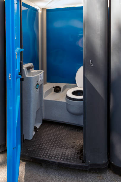 Best Portable toilet rental cost  in Fort Pierre, SD
